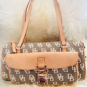 Vintage DOONEY & BOURKE East West Slim Top Zip